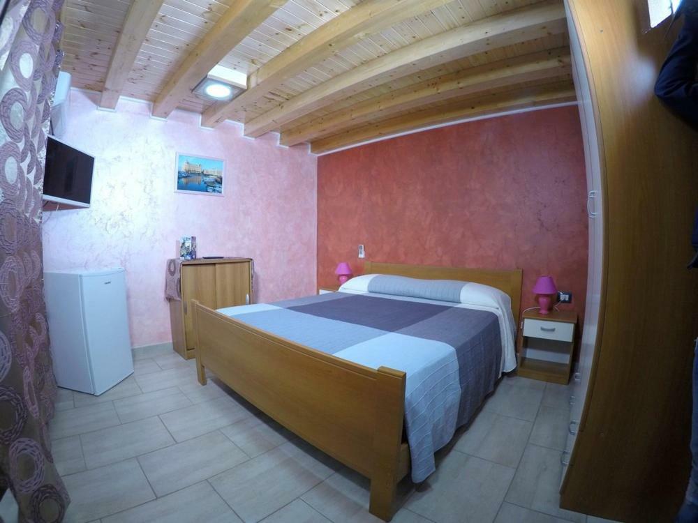 Rooms Chanel Сиракуза Екстериор снимка