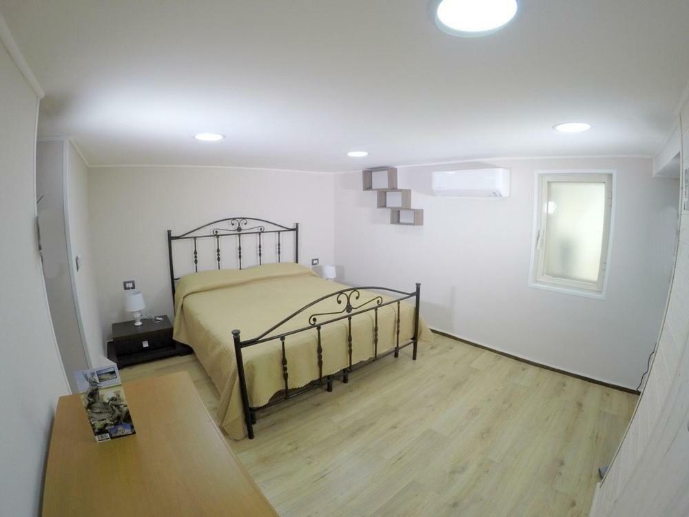 Rooms Chanel Сиракуза Екстериор снимка